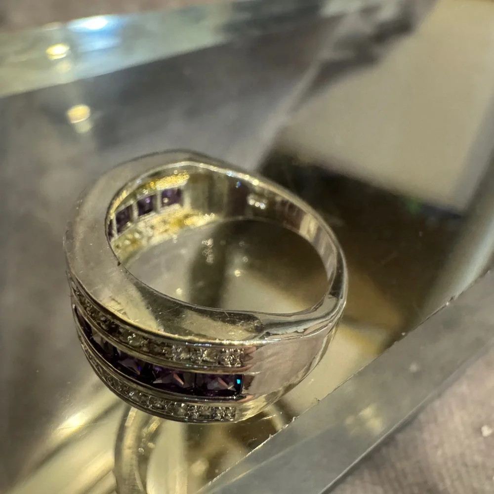 Elegant Sterling‎ Silver 925 & Purple baguette Cz Band Women's Ring Size 8